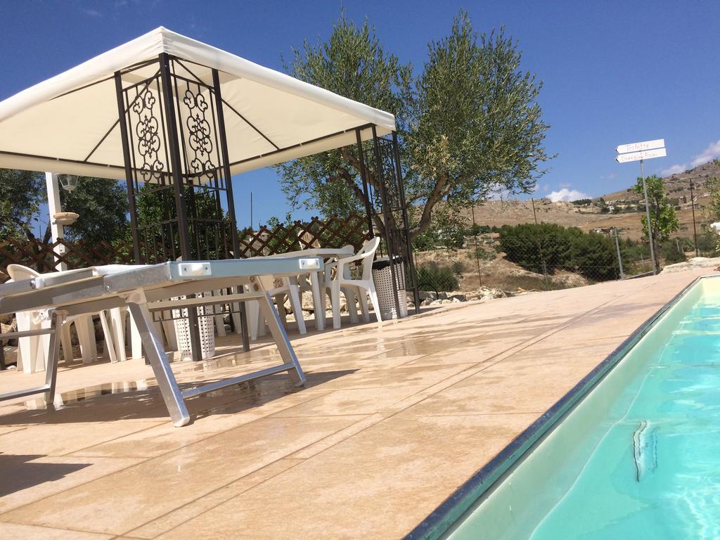 B&B Eyexei Domus Agrigento Bagian luar foto